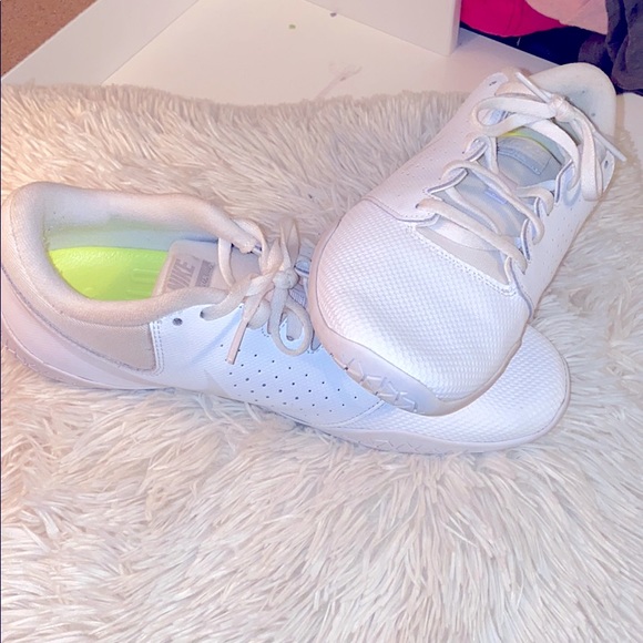 nike cheer shoes sideline 3